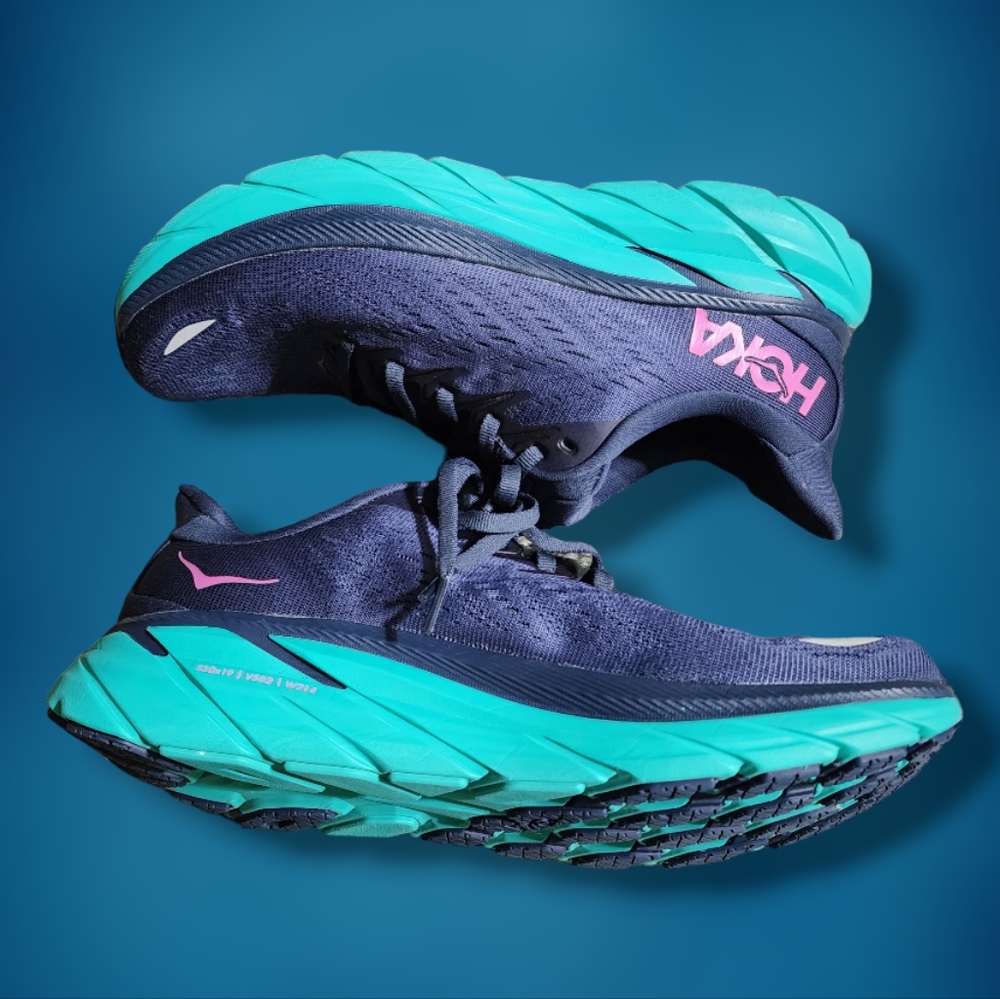 Hoka One One Clifton 8 Women's Size 8.5B